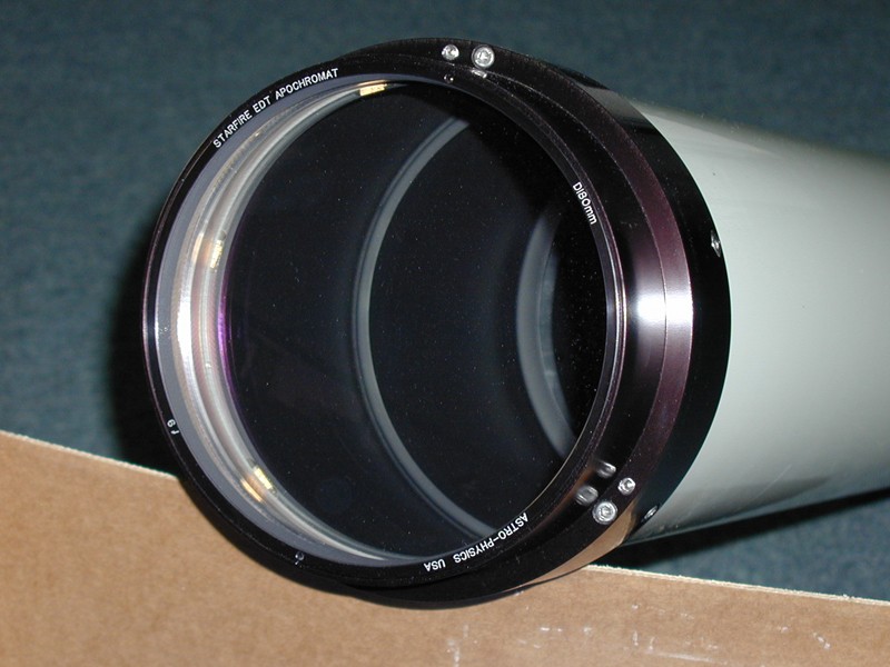 Astro-Physics_StarFire_EDT_Apochromat_D180mm_F9_f1620mm_01.jpg