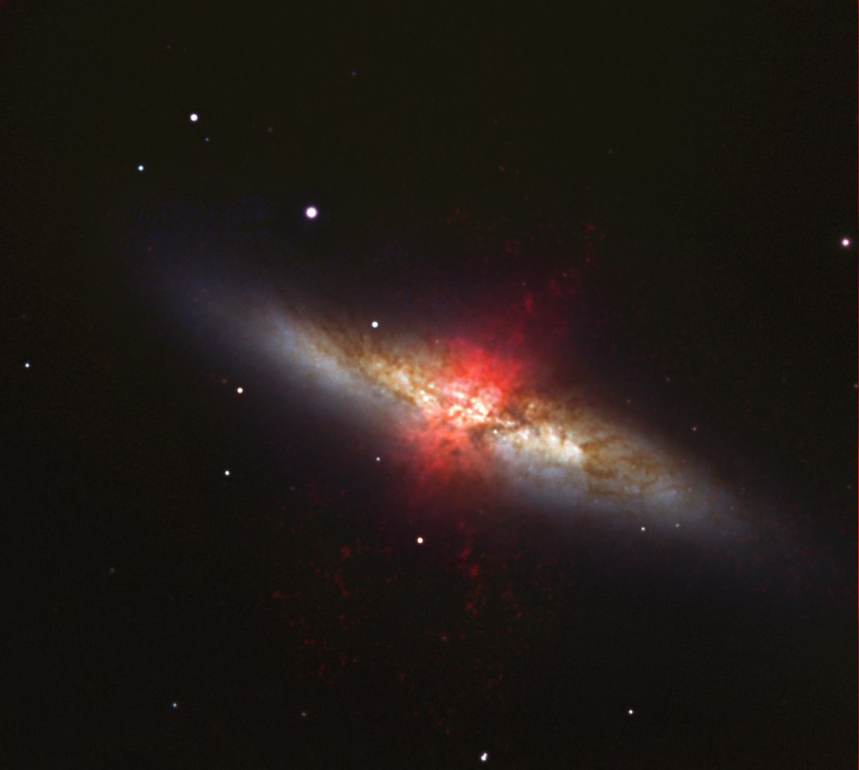 M82.jpg