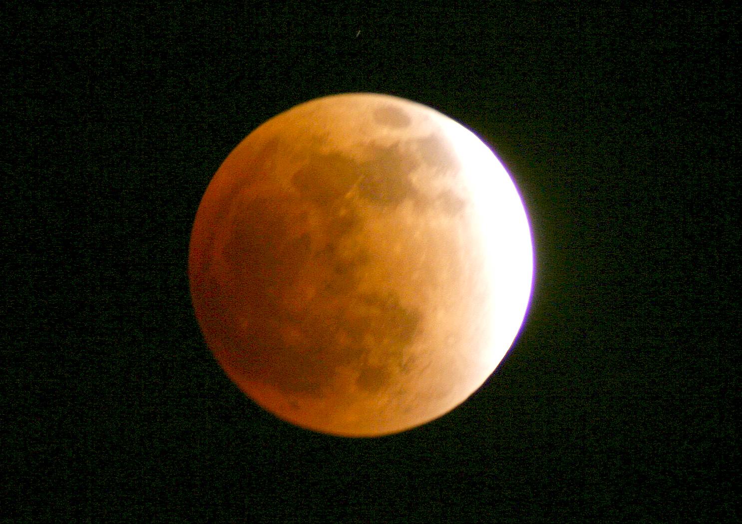 mooneclipse3.jpg