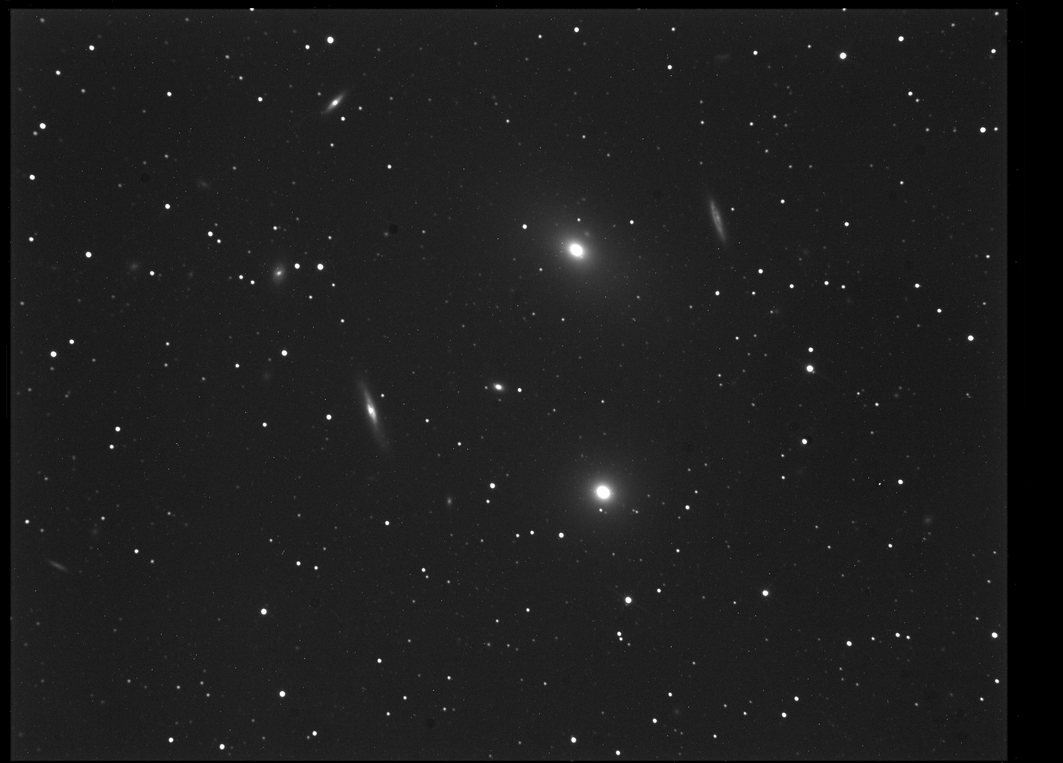 后发座星系团（曝光40分钟）.jpg