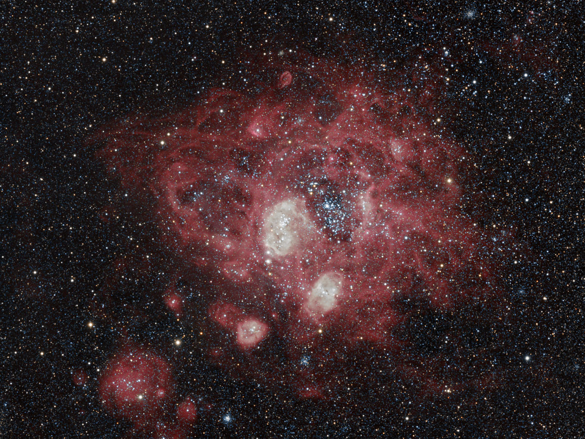 NGC1763 南天玫瑰