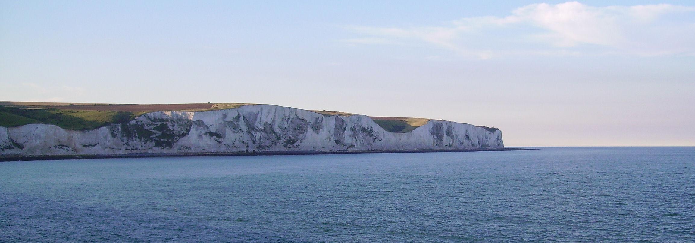 Cliffs_of_Dover_01.jpg