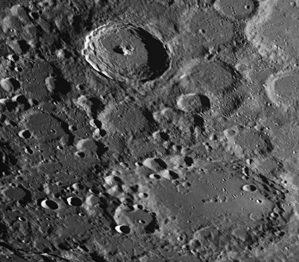 月亮 20120401 05 Tycho & Maginus.jpg