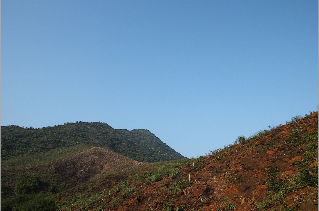 惠州象头山蓝天.jpg