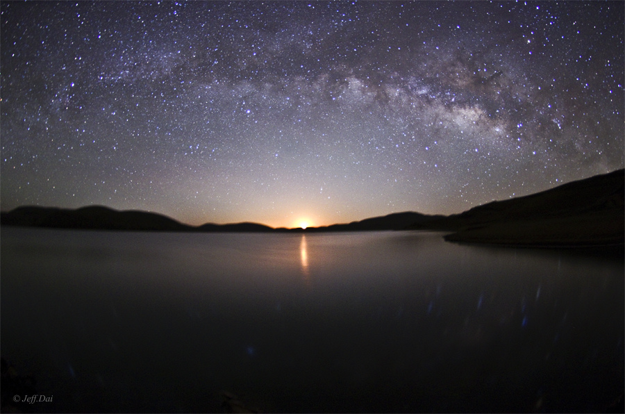 Eye of the Milky Way.jpg