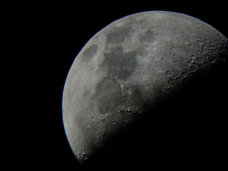 2012.4.29月球（1）6.jpg