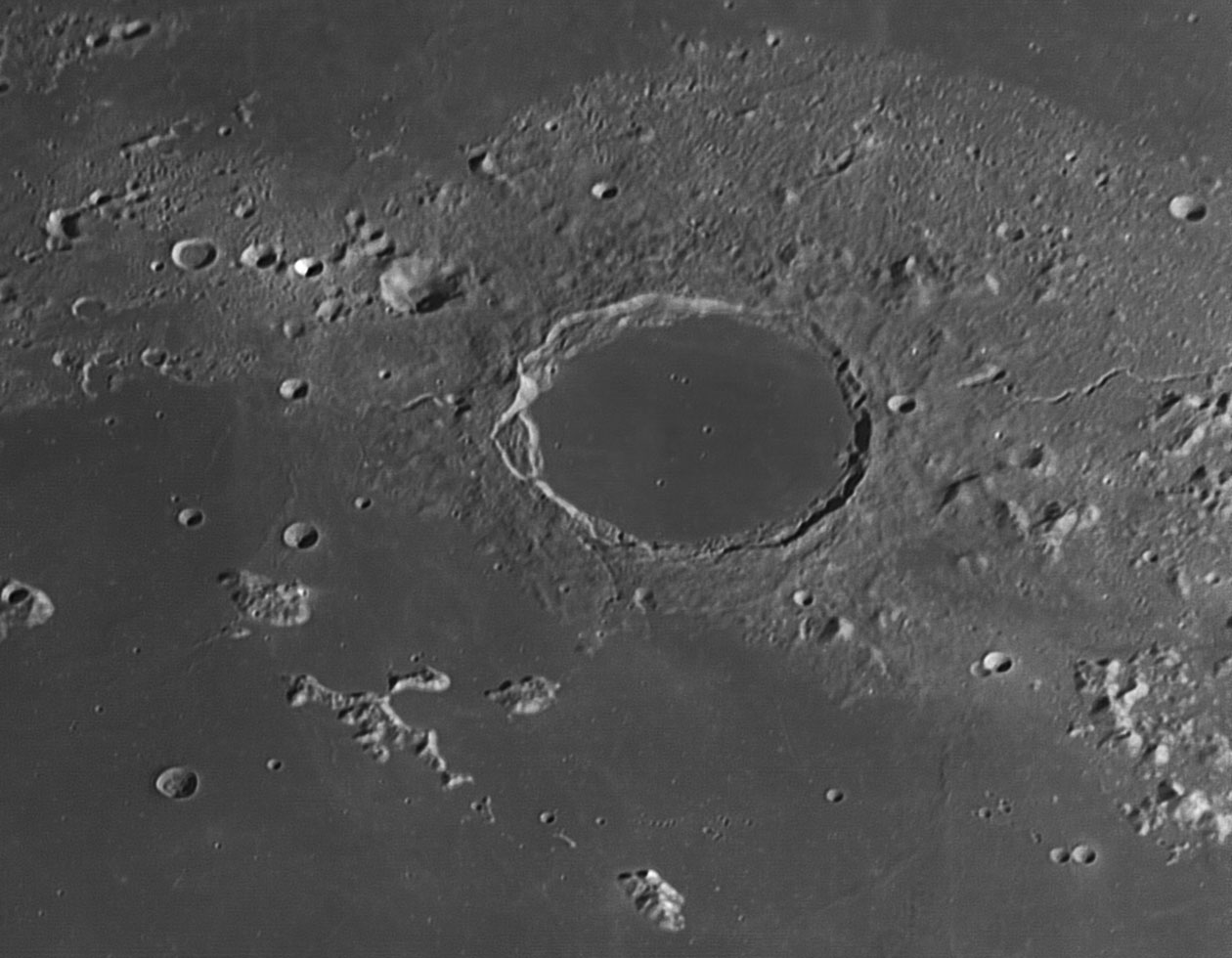 月面 20120502 09 Plato.jpg