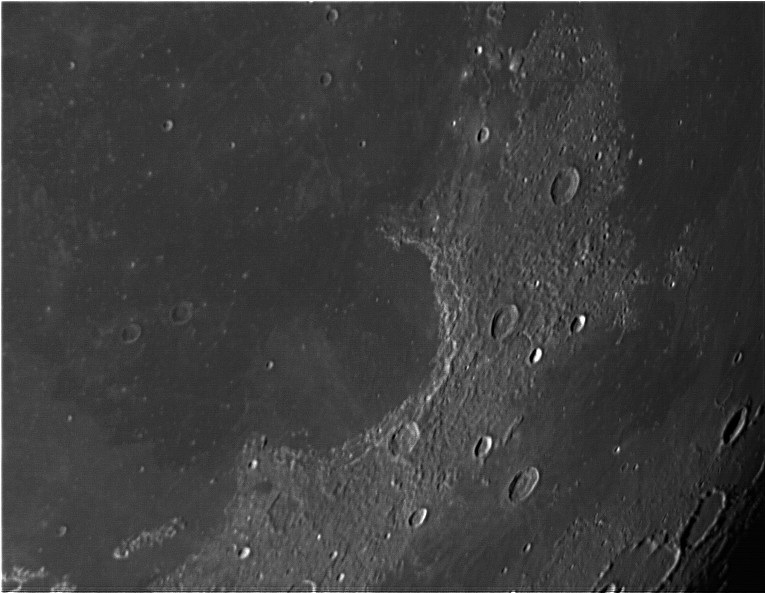 月亮1-1 2012-5-4 21_24_39.jpg