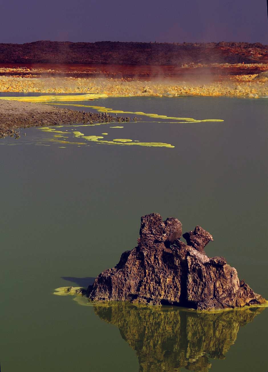 dallol_sulphurous_hot_springs.jpg