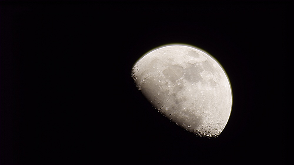 Moon3.jpg