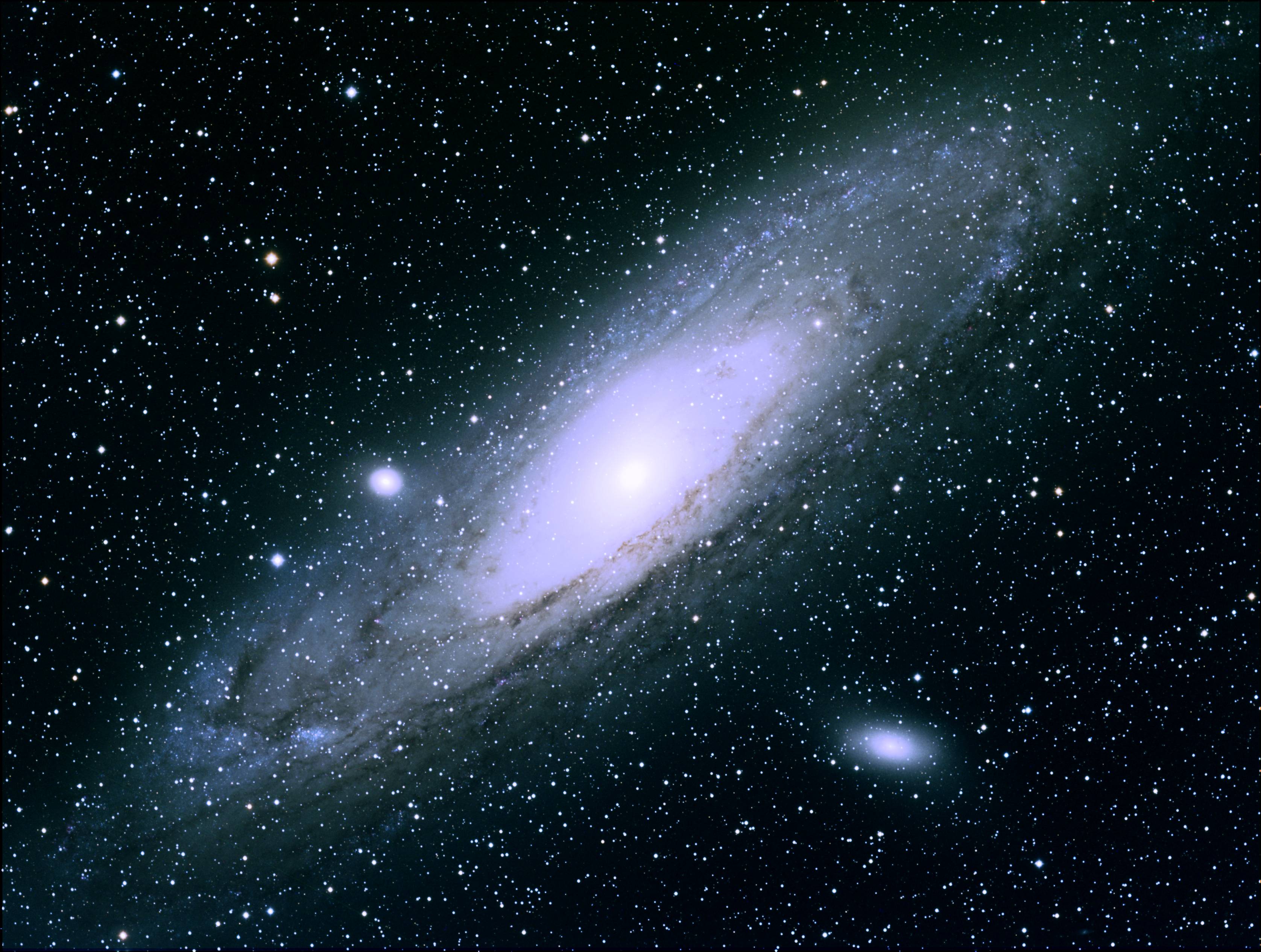 M31-RGB12f.jpg