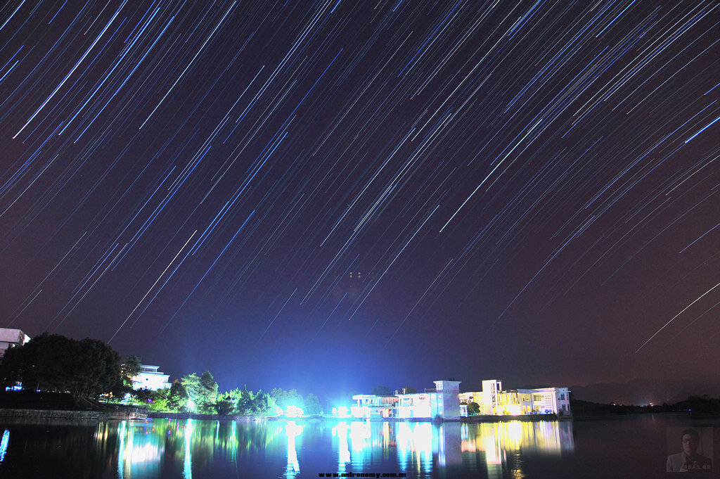 Startrails 陆水湖东方星轨.jpg
