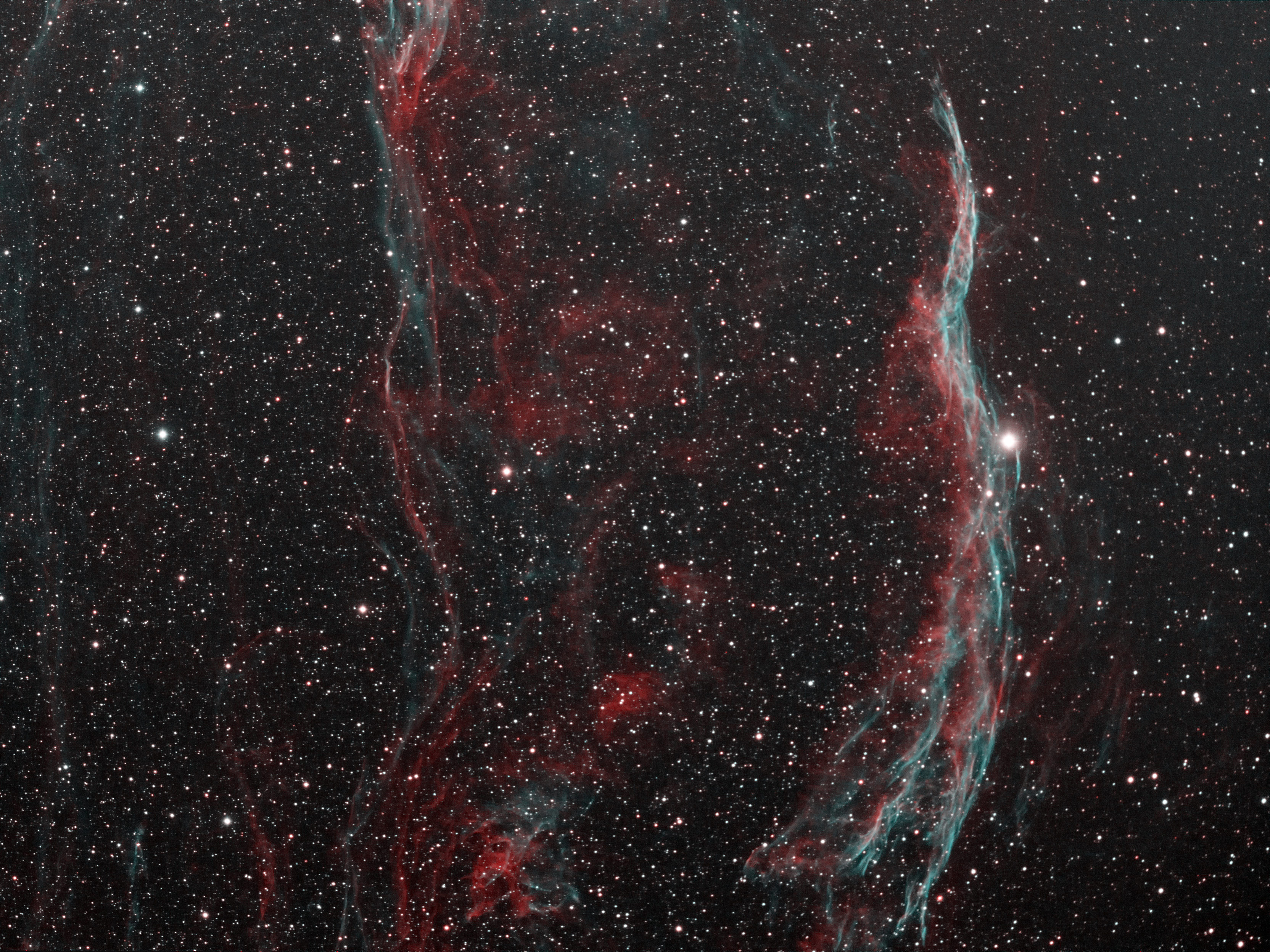 ngc6960_Bugk_120ED_Ha_OIII.jpg