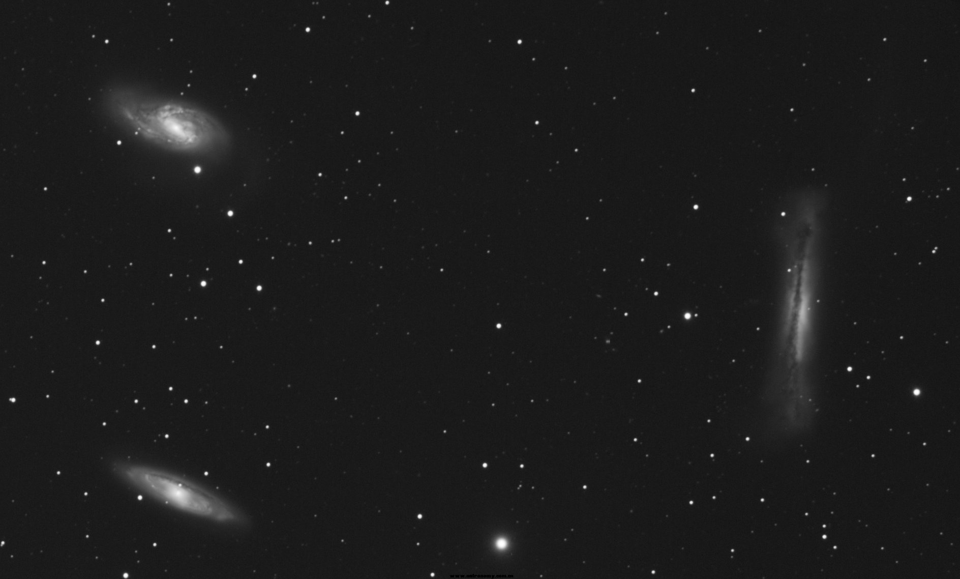 Decon 4,7.8,500 三重星系001`016叠加L-DDP.jpg