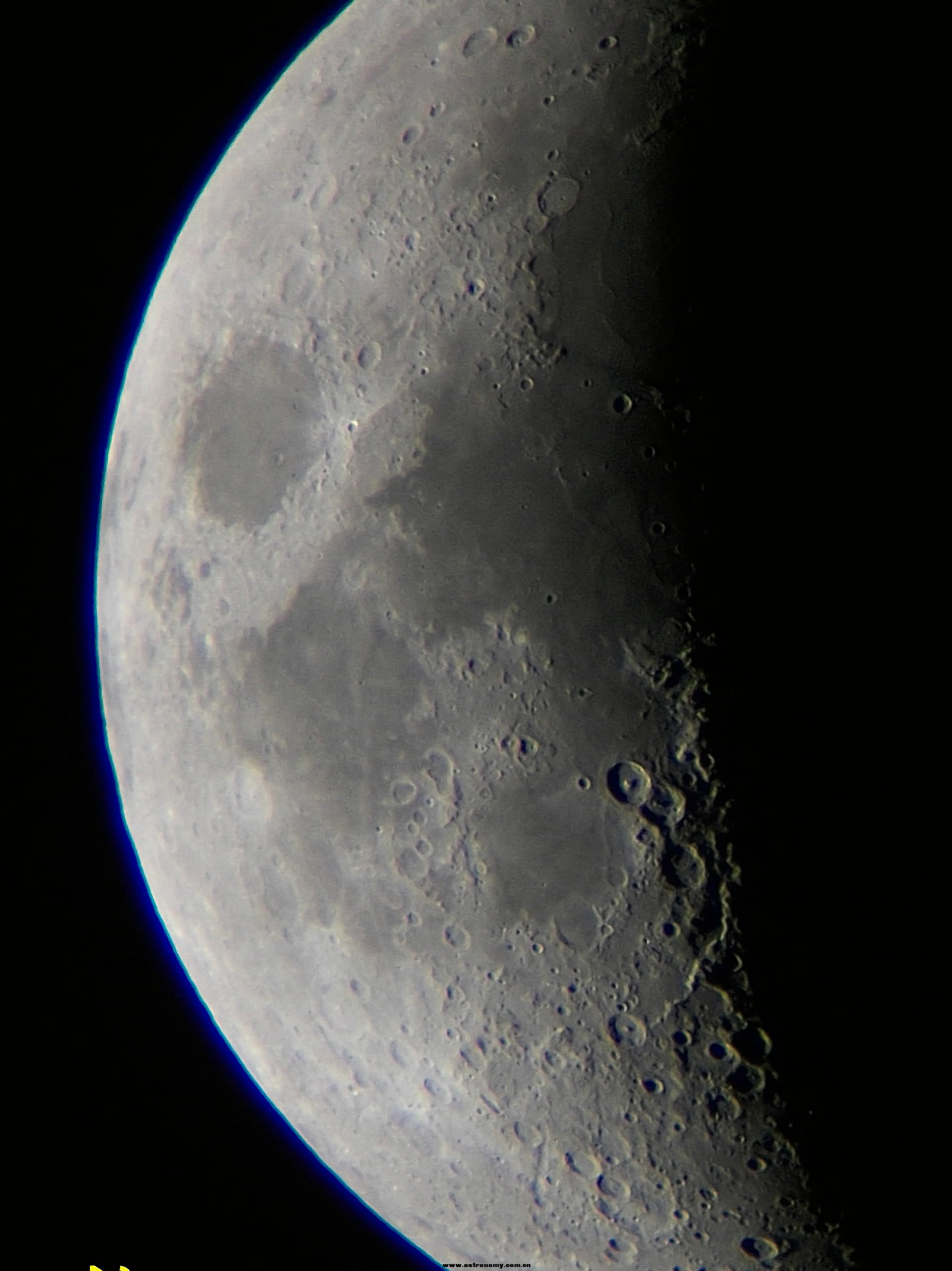 The moon (02).jpg