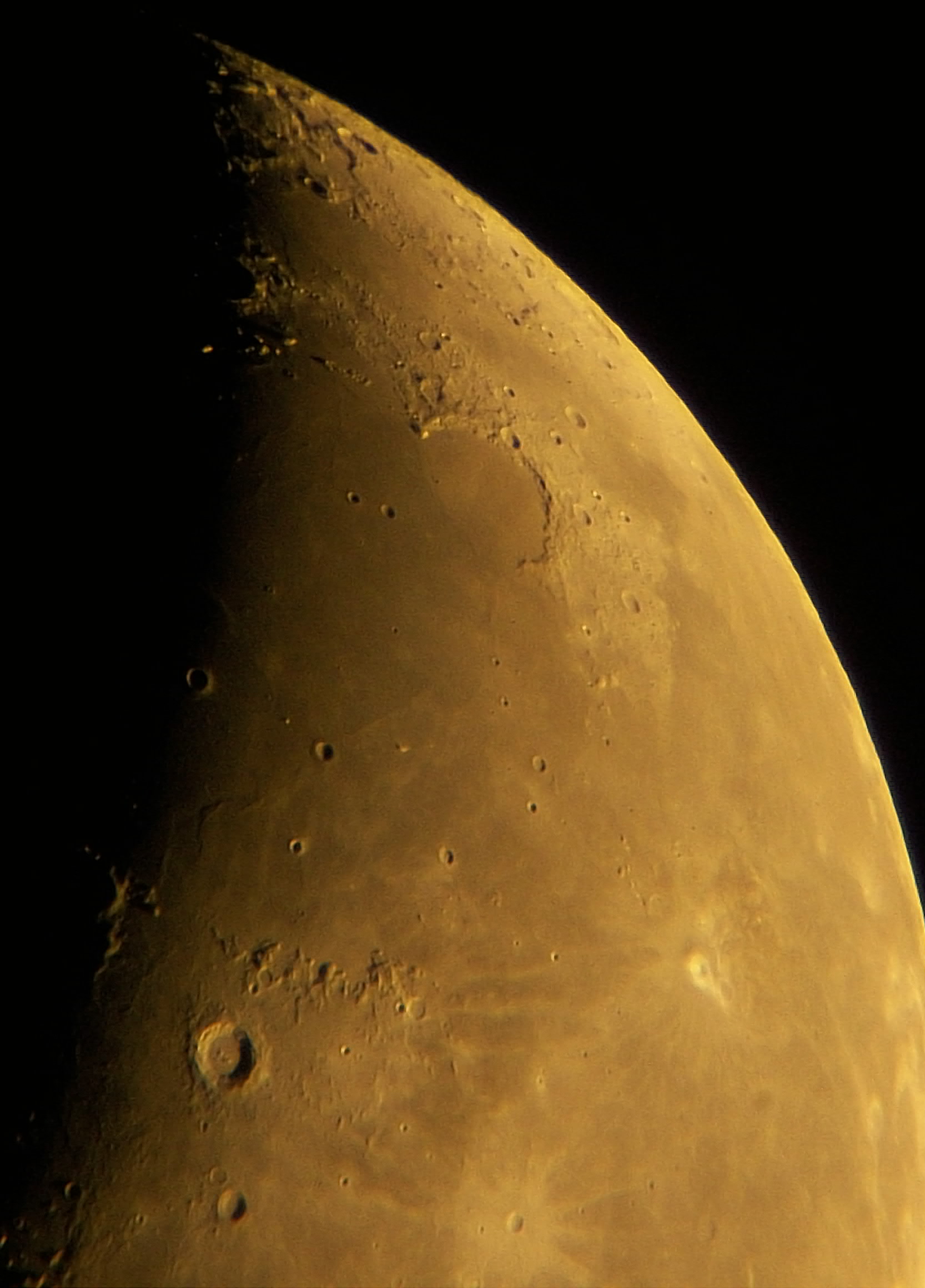 20130306月球局部.jpg