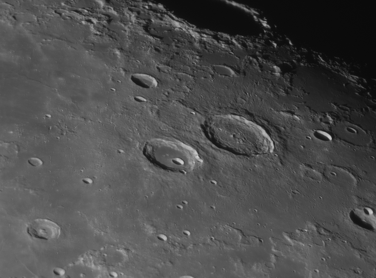 Moon20130330_2.jpg