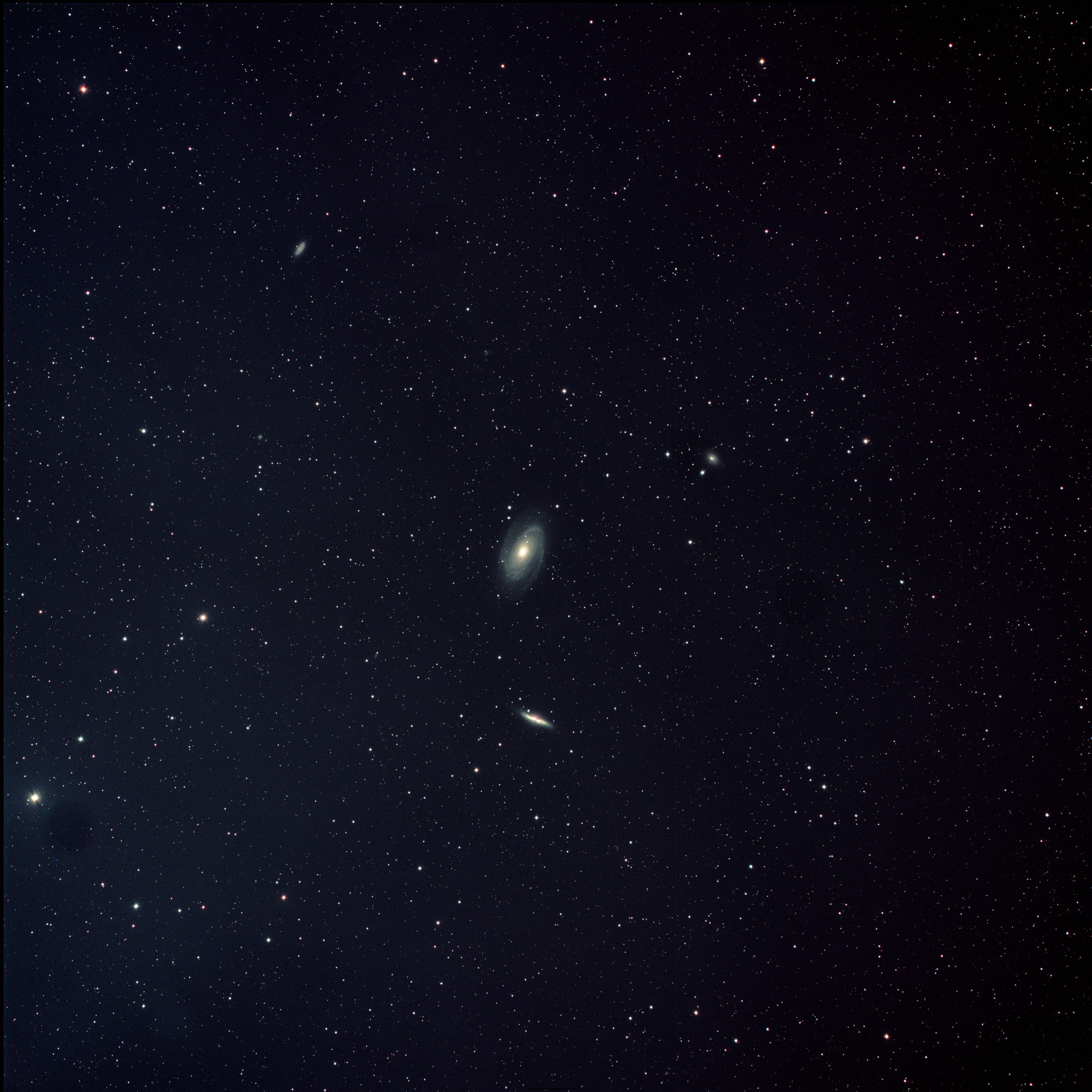 M 81-UT1XXXXX-LRGB~1.jpg