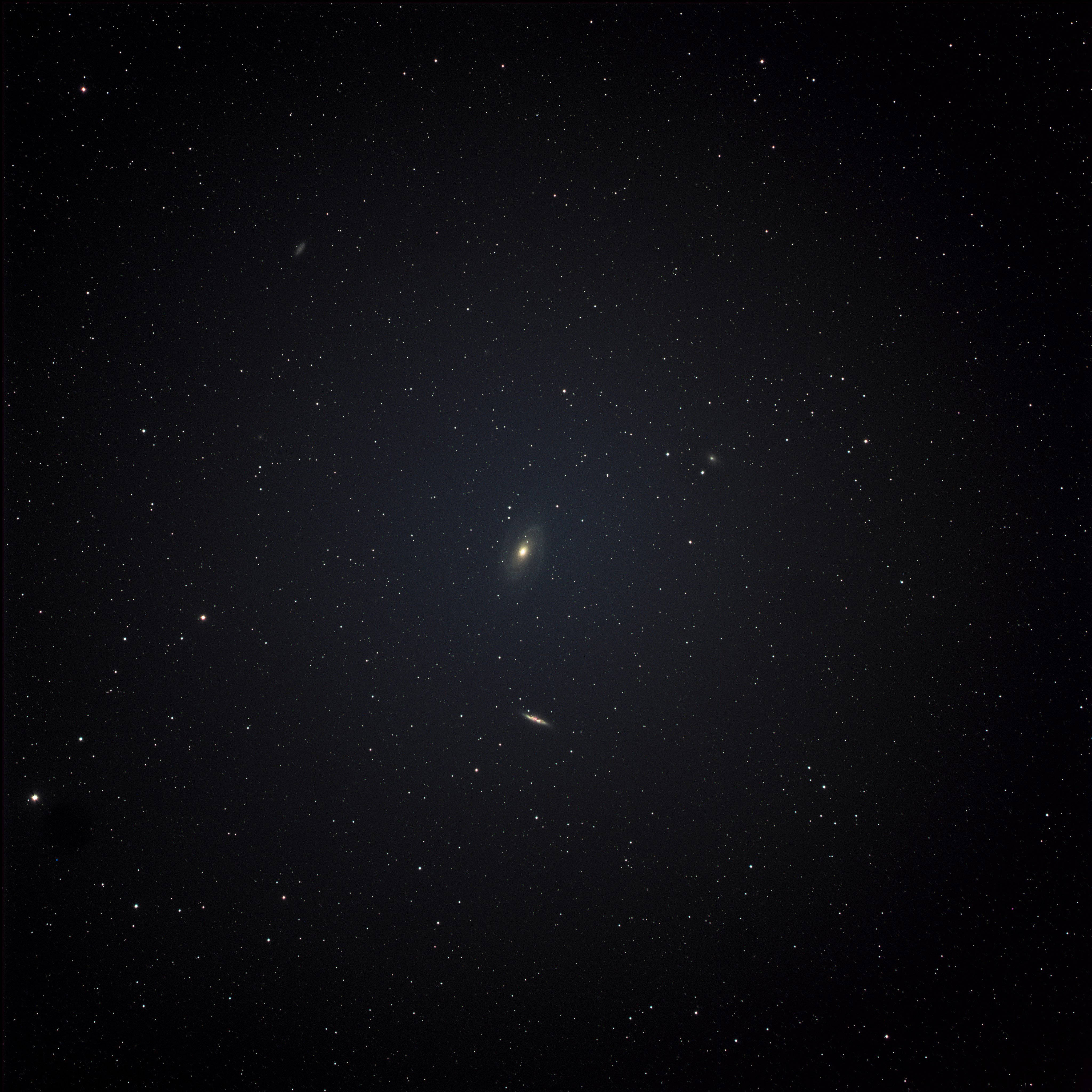 M 81-UT1XXXXX-RGB.jpg