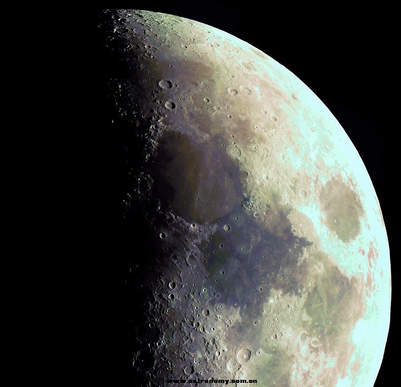 caisemoon.jpg