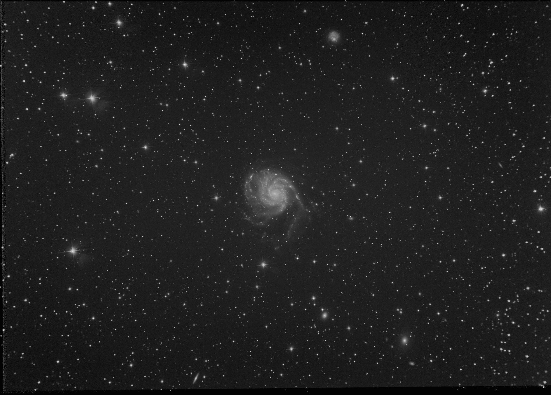 M101_largscal.jpg