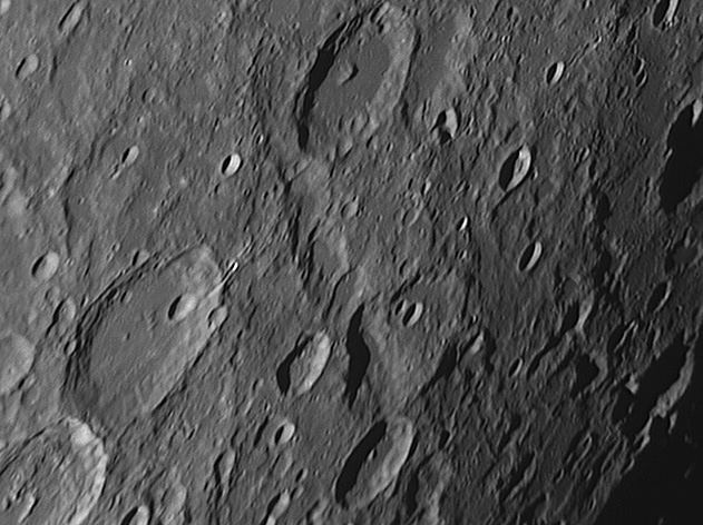 Moon_004840_R_g3_b3_ap216.jpg