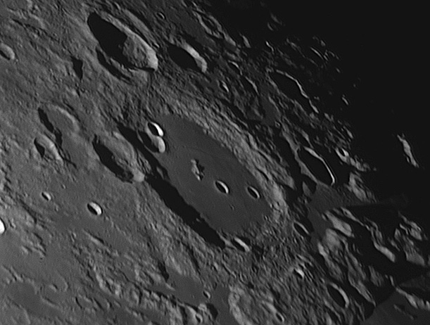 Moon_005226_R_g3_b3_ap175.jpg