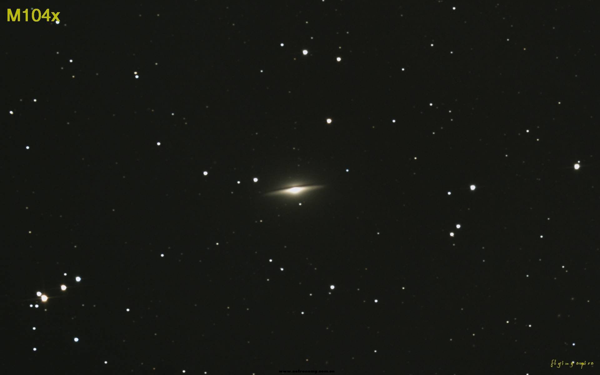 M104x.jpg