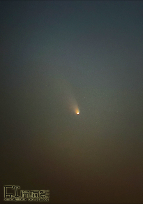 沈阳丁香湖拍摄泛星彗星C2011 L4伴月_02_by_715119.jpg