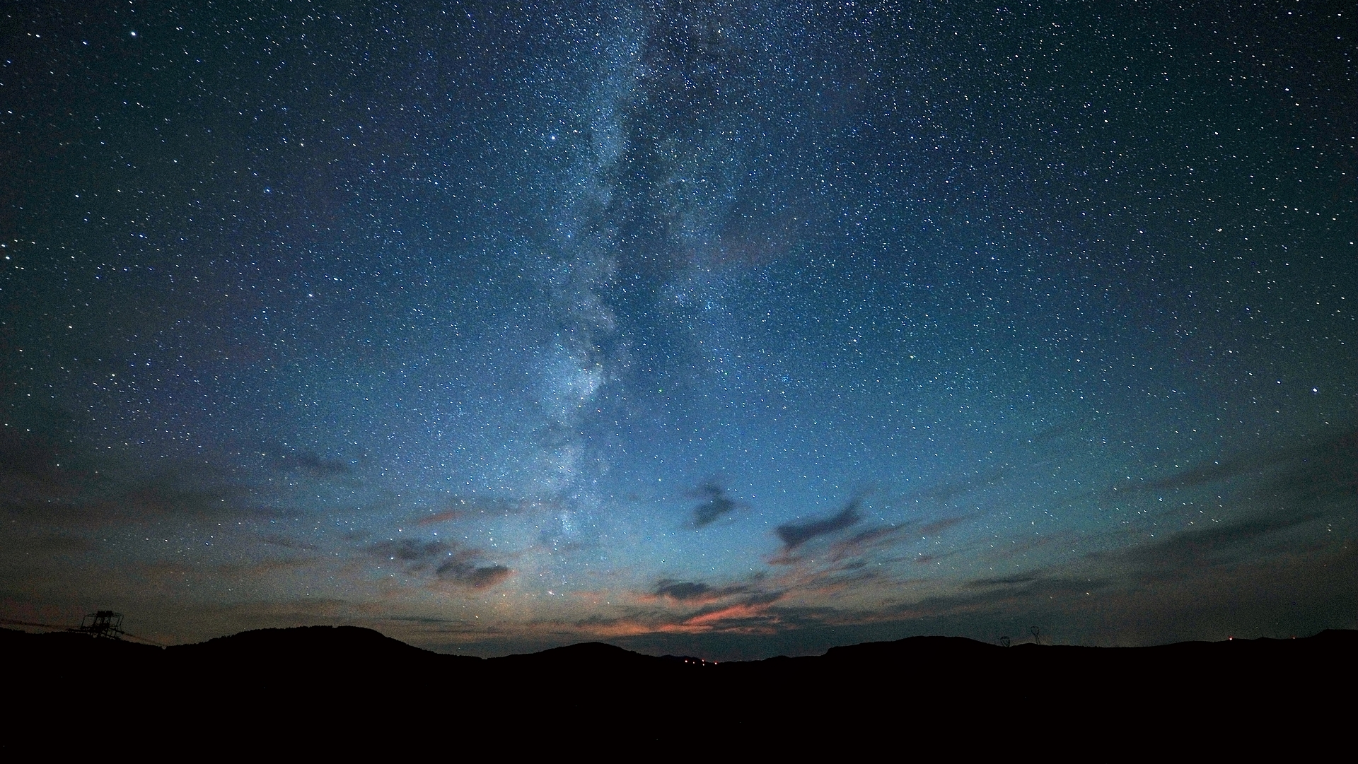 夕月与银河共舞
