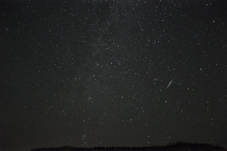 三颗流星？不敢保证啊.