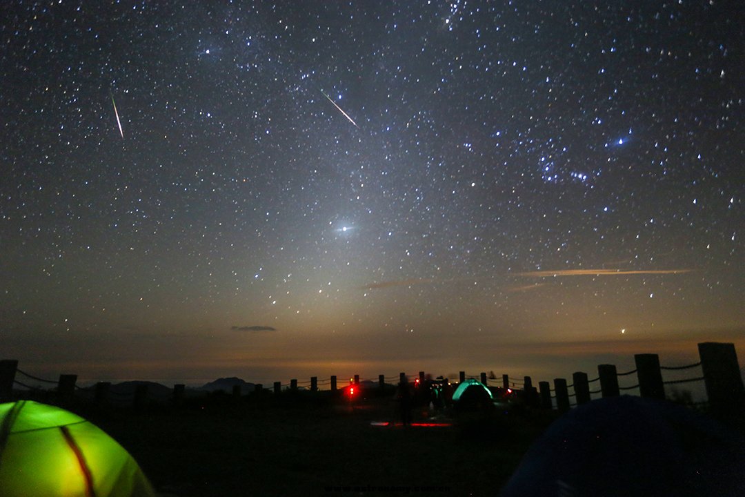 流星飞逝