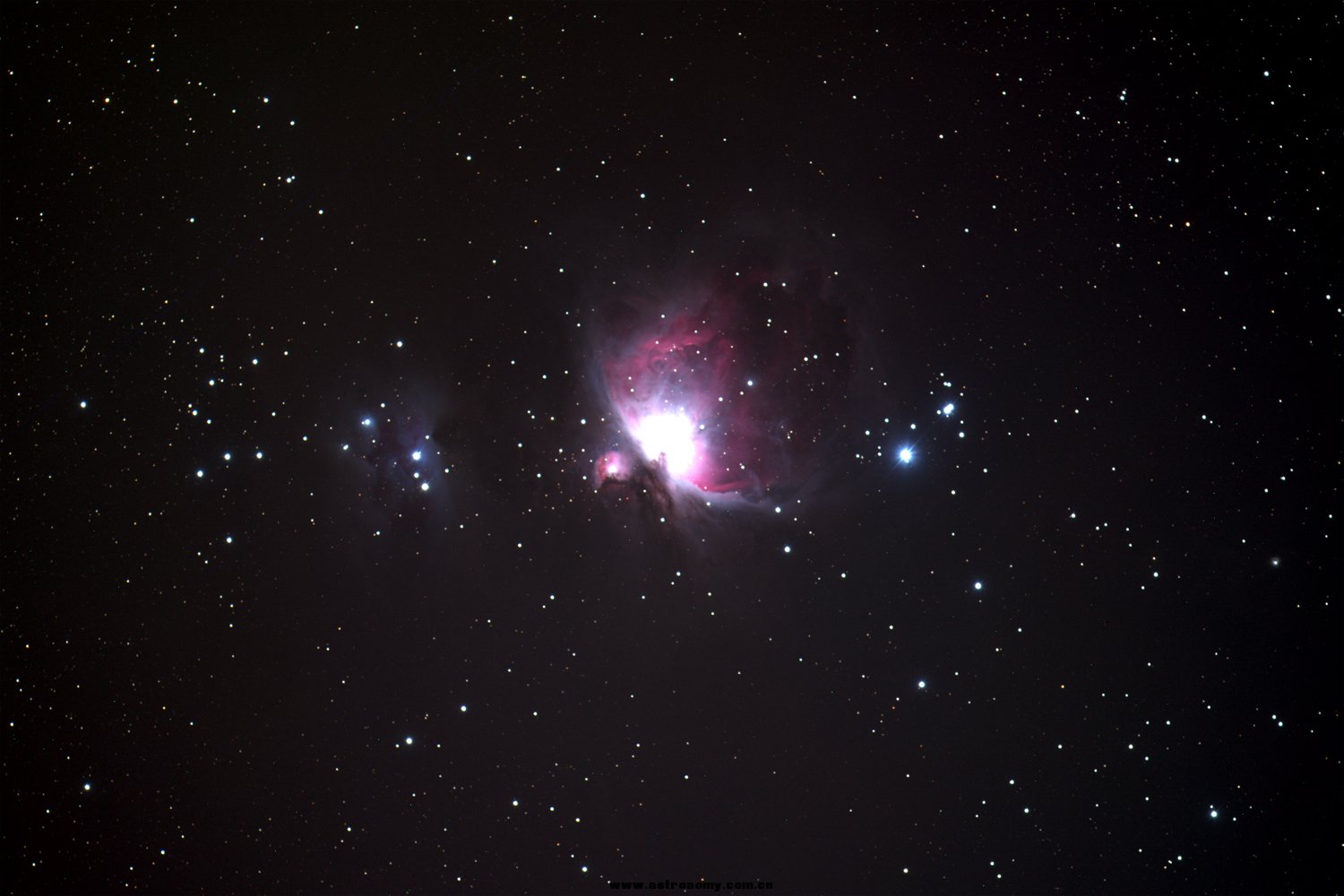 m 42-UT2XXXXX-RGB副本.jpg