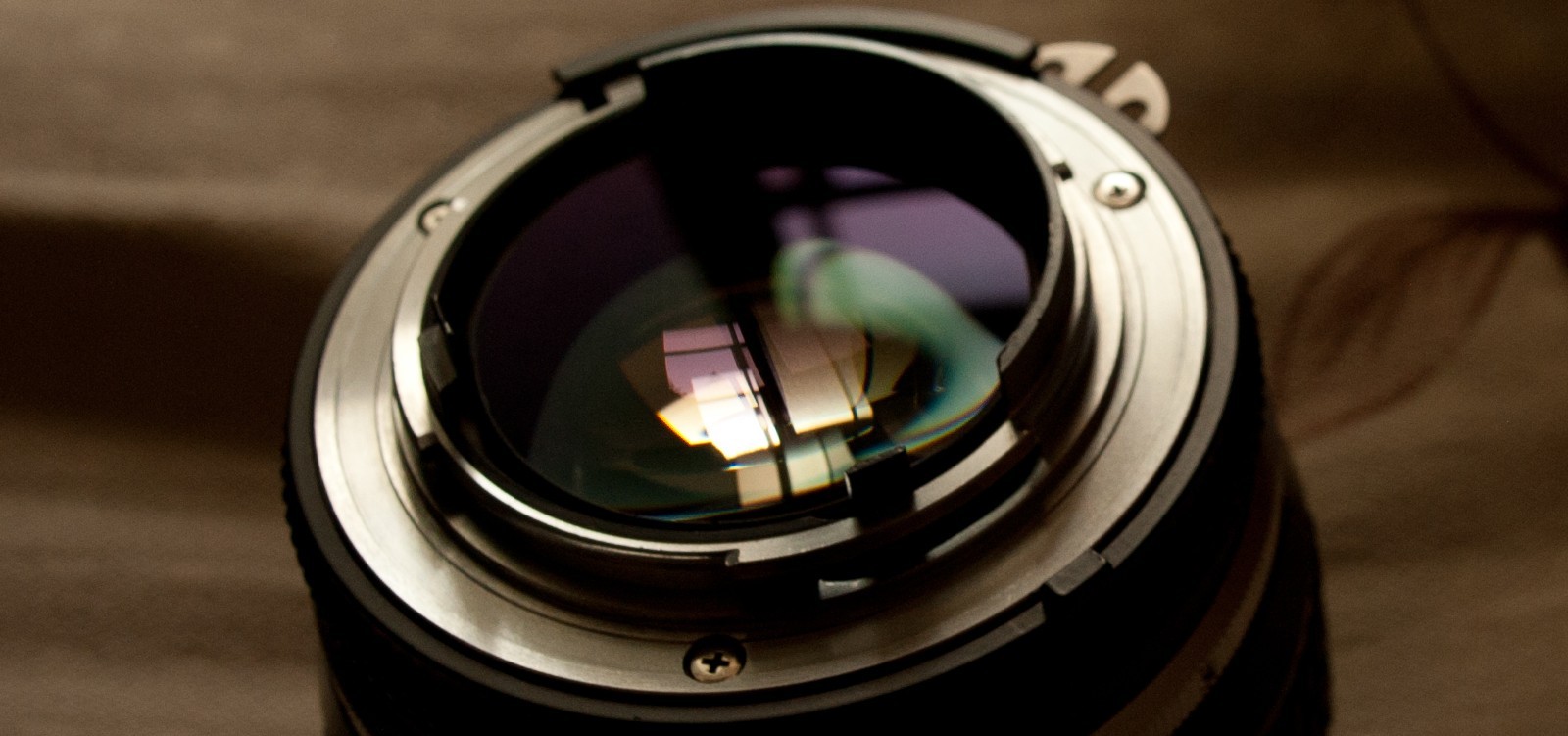 nikkor ais 50 1.2后镜片2.jpg