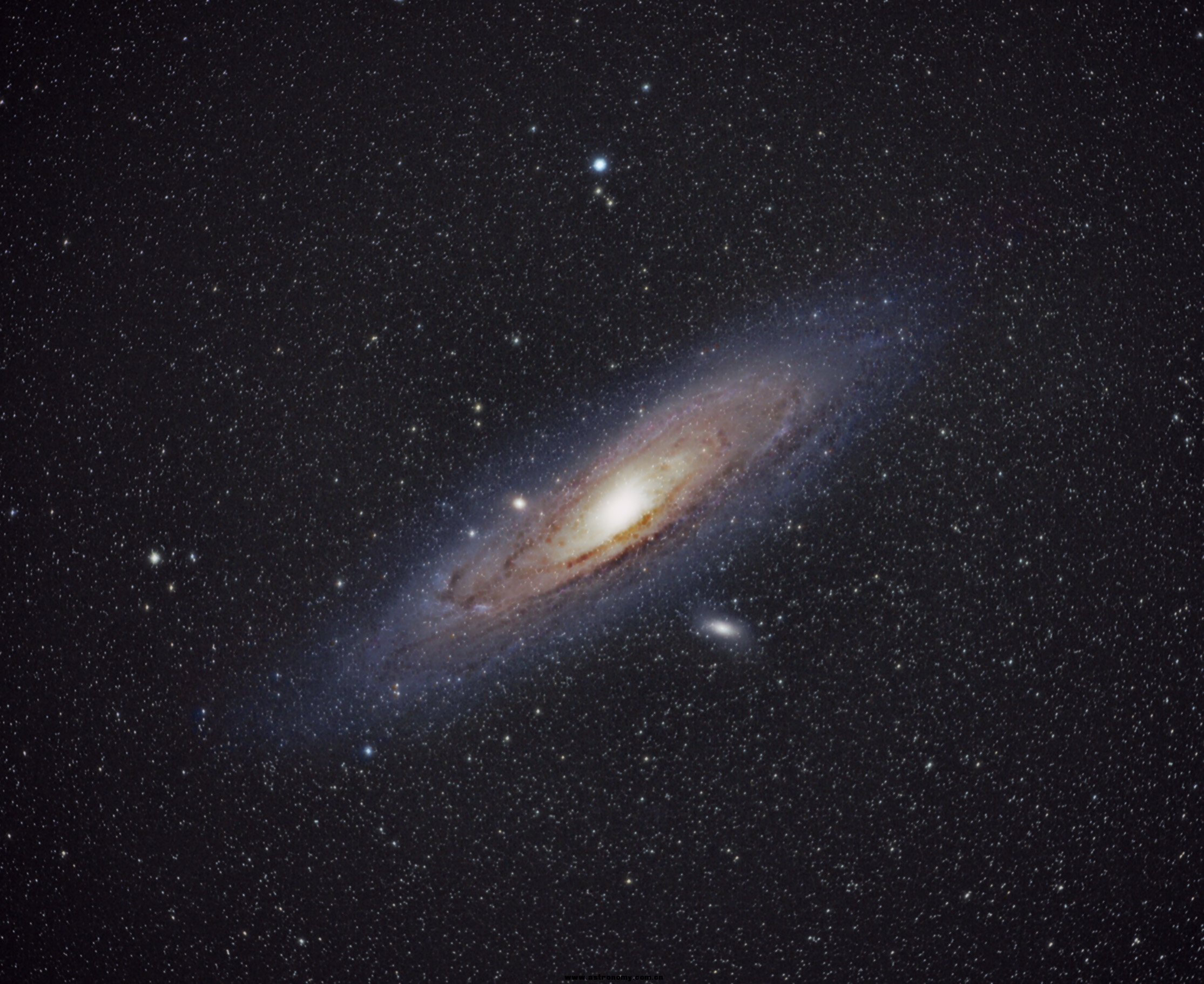 m31-own color\'.jpg