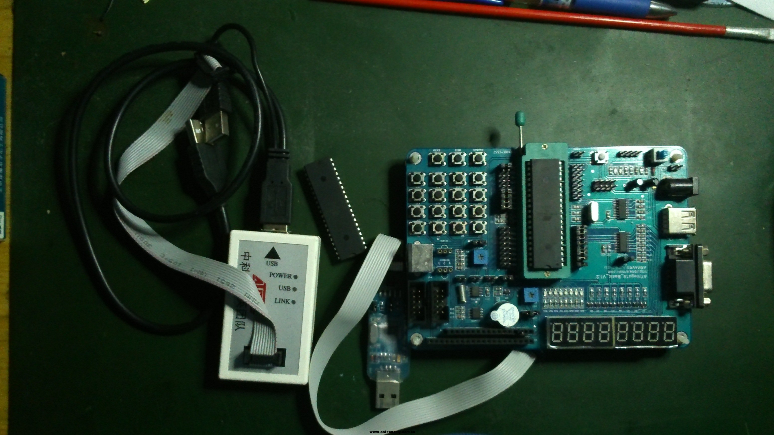 AVR 开发板