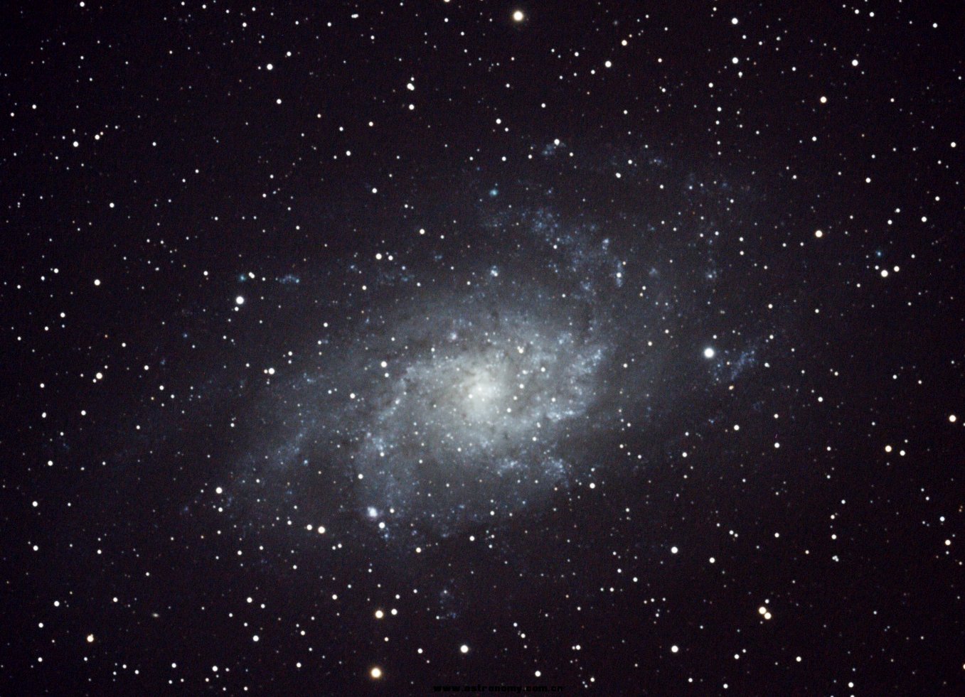 M33011.jpg
