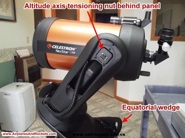 celestron-nexstar-8se-goto-controller-out-of-cradle.jpg