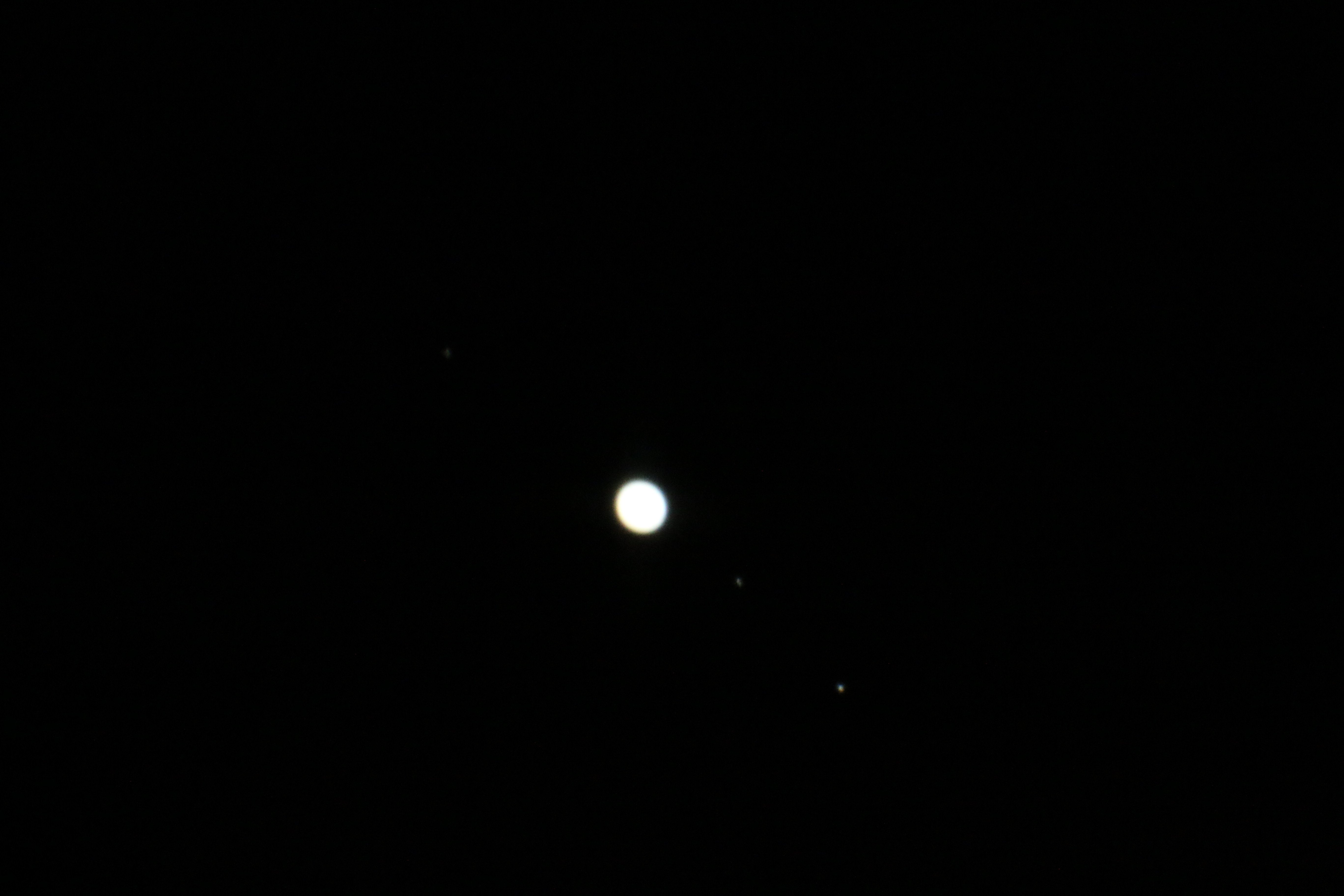 曝光1/15秒，ISO6400