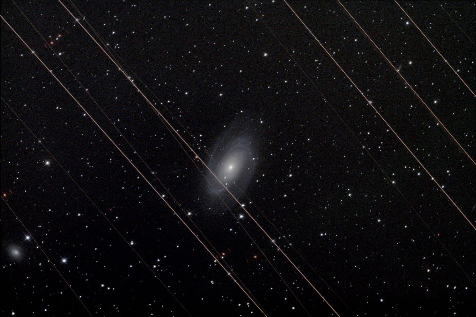 M81.jpg