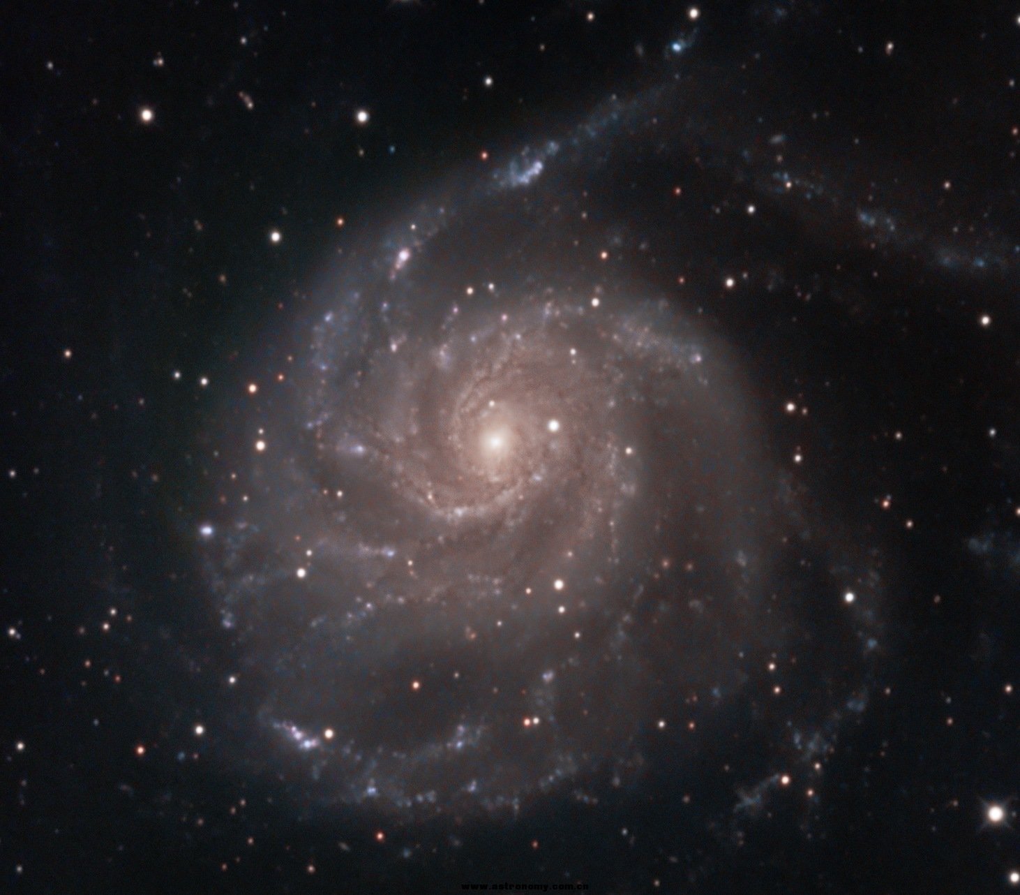 m101-LLRGB.jpg