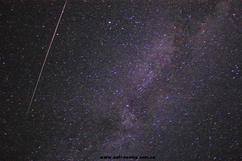 这就是那颗大流星，18端拍的，差点儿没装下··可惜虚了要不然就完美了