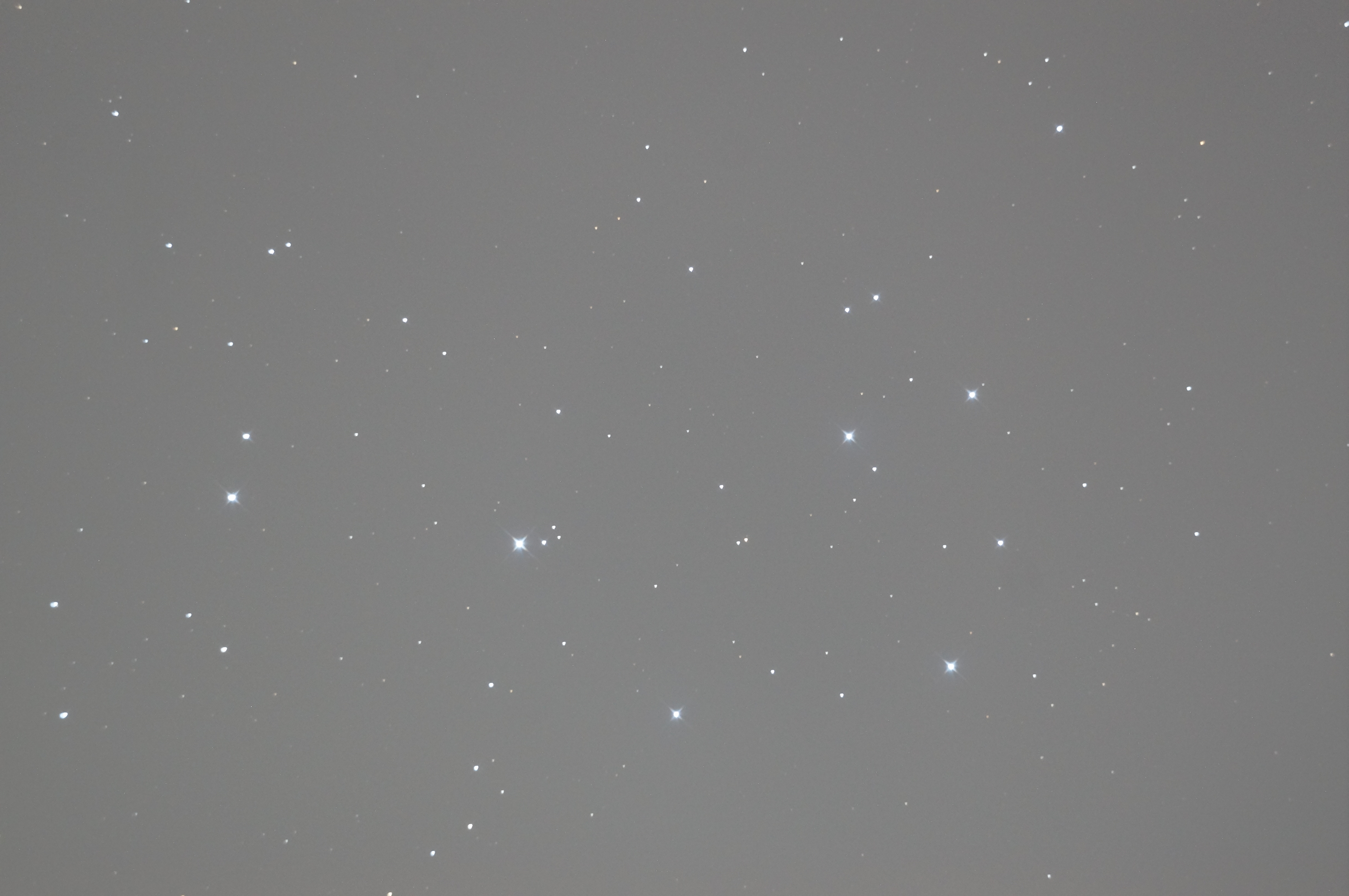 使用滤镜前(M45、ISO-800、30S).JPG