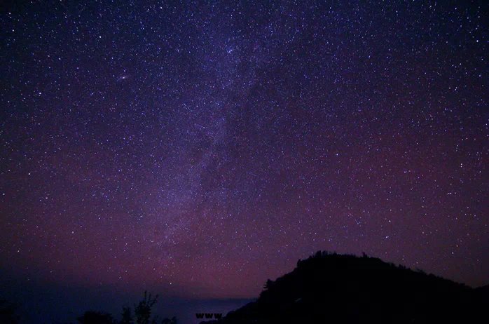 这是星野，M31可以看见一点，是接艾顿星野拍的。