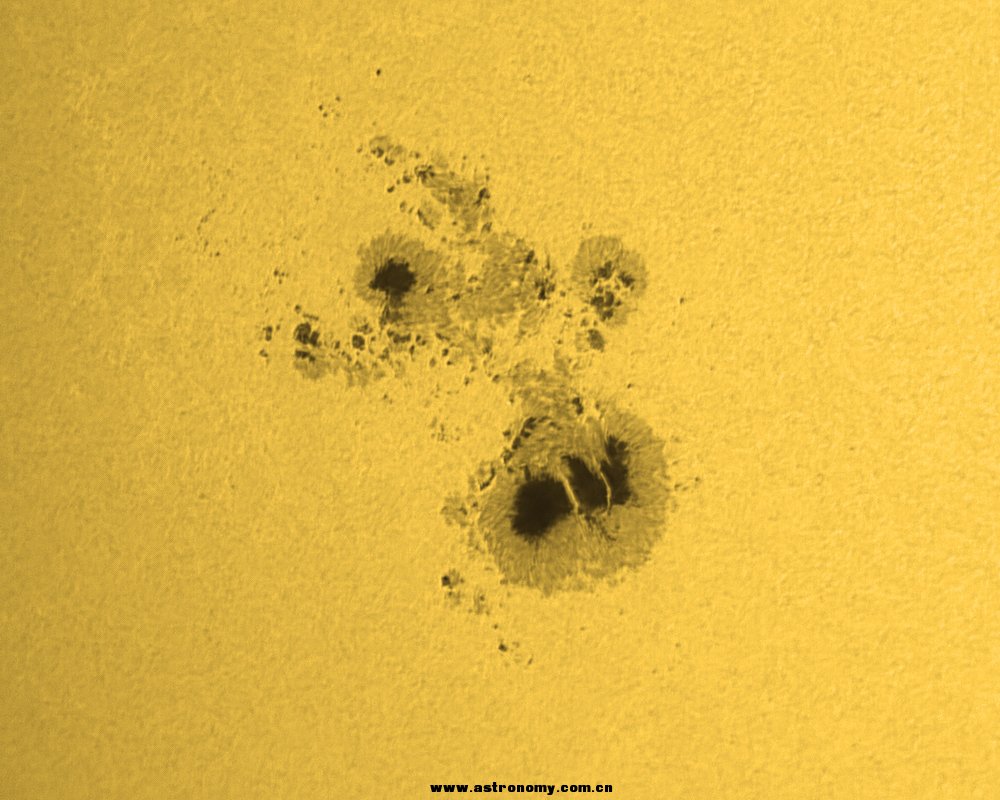 20141025_Sunspot_AR2192.jpg