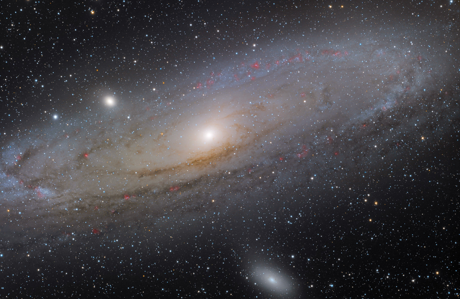 M31-TOA150-Q11-wHa-14hr-half.jpg