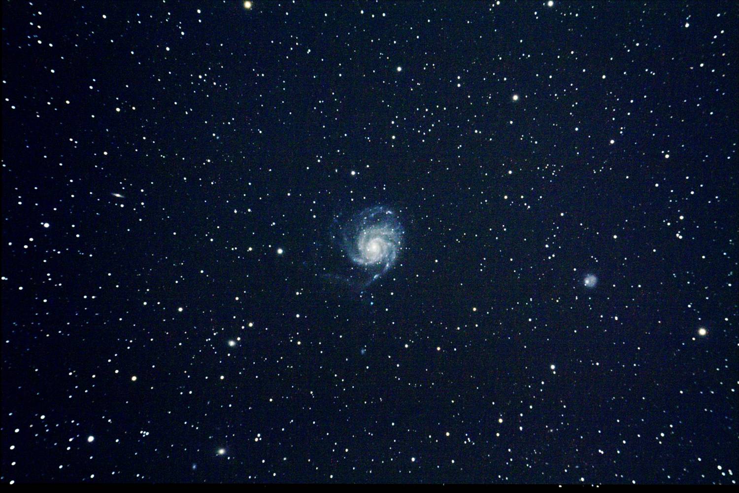 望远镜FSQ106ED，赤道仪信达NEQ6PRO，8min×6,5min×6