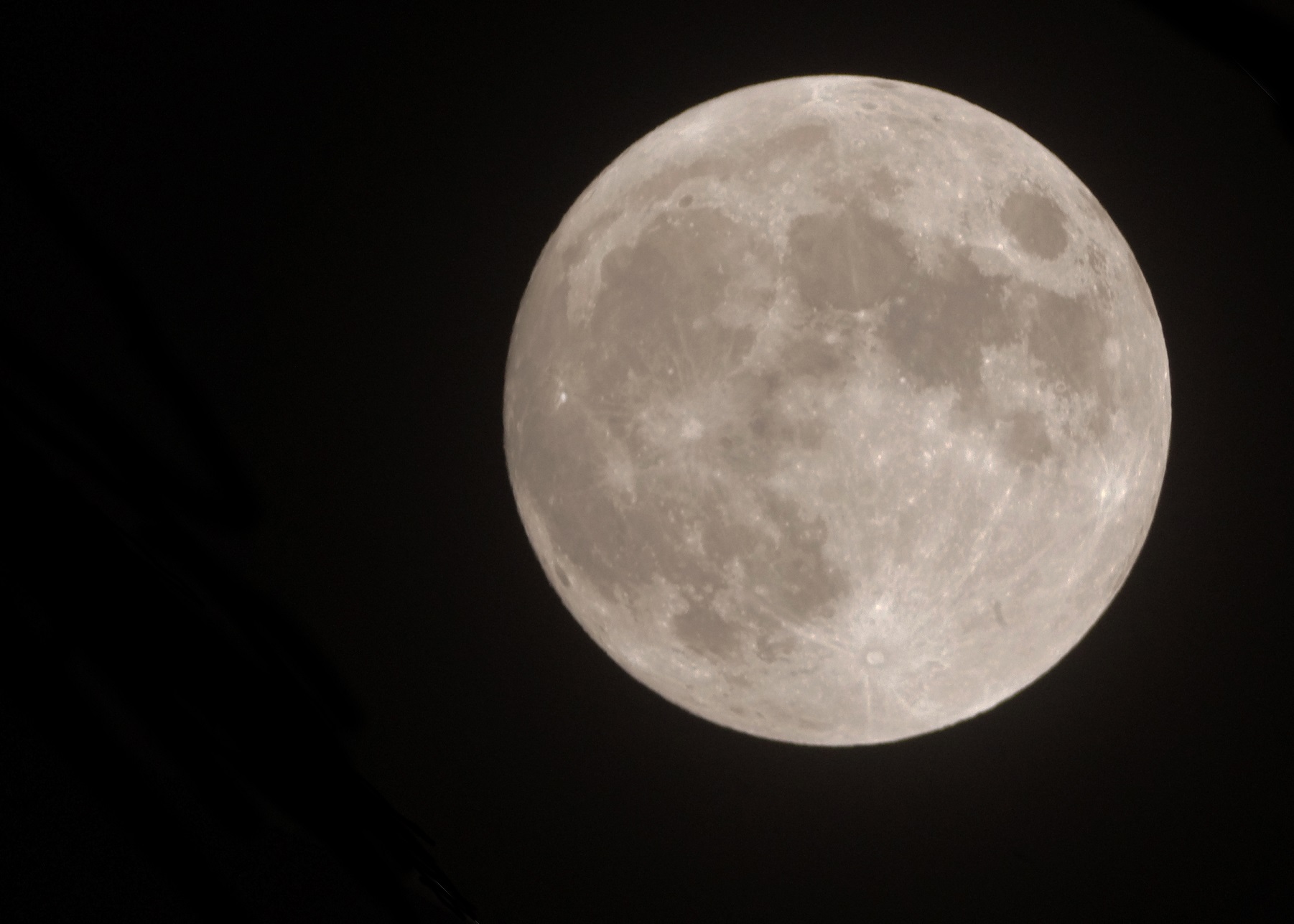 11.6.beijing-moon.jpg