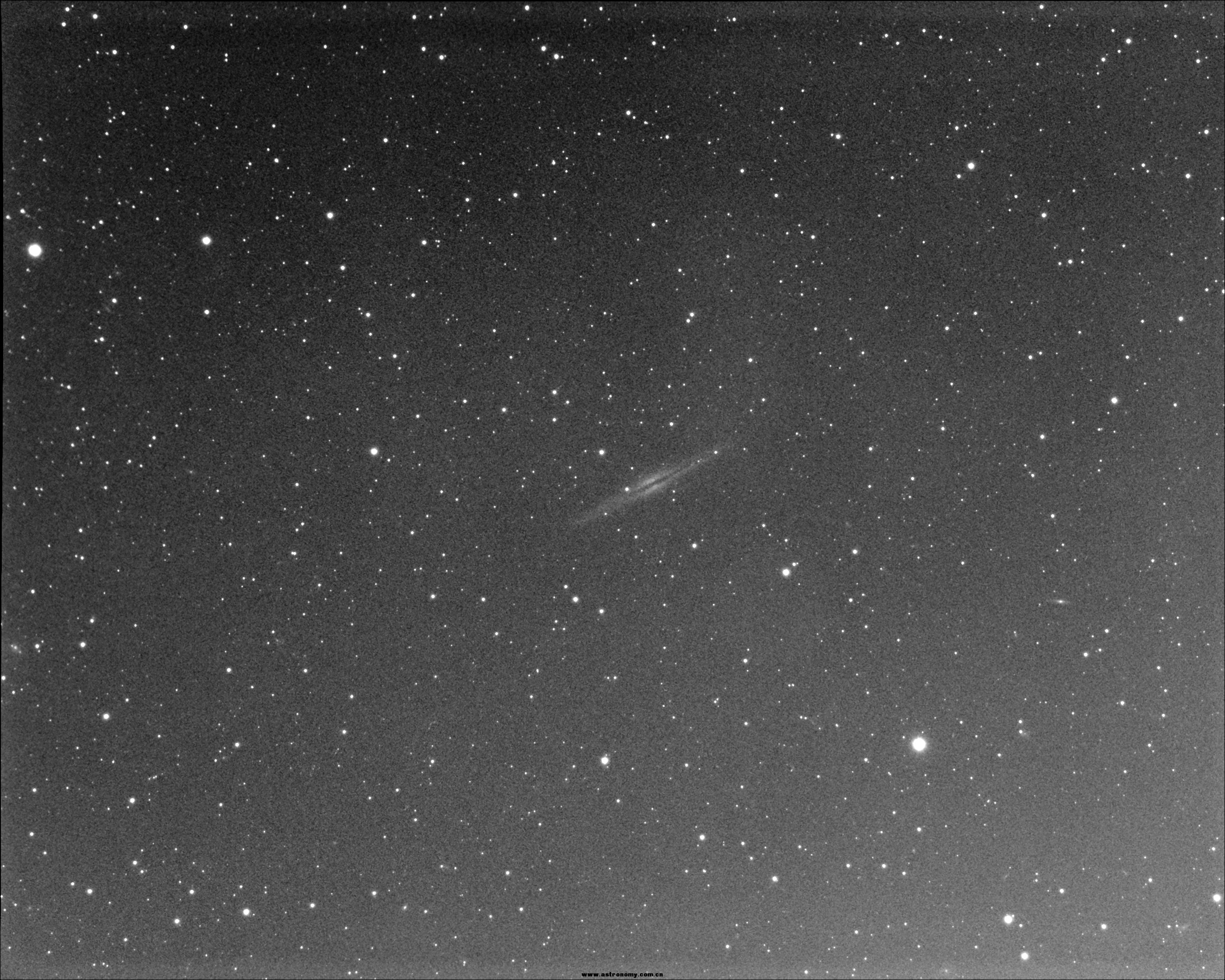 ngc891_100q_atikone_L_4min_44min_ddp.jpg