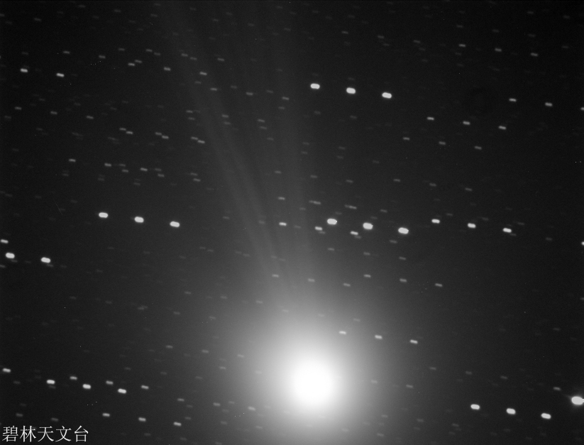 2014-q2彗星-1.jpg